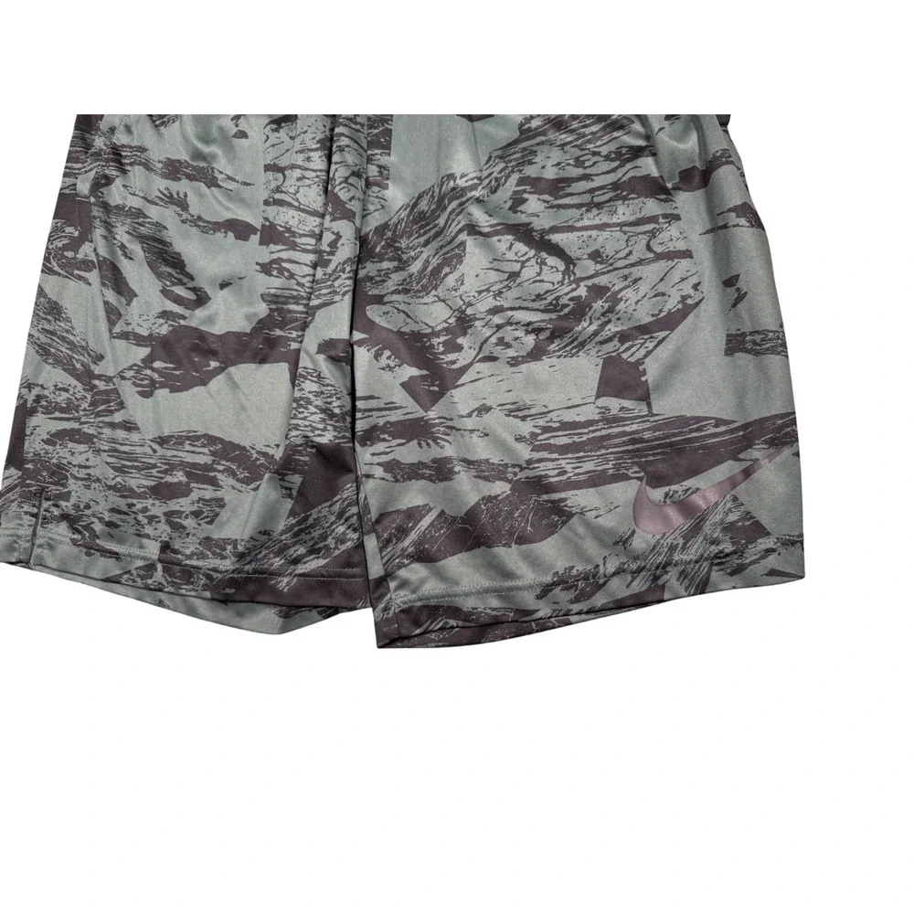 Nike Dri-FIT Men's Training‎ Shorts Camo Print Activewear Medium